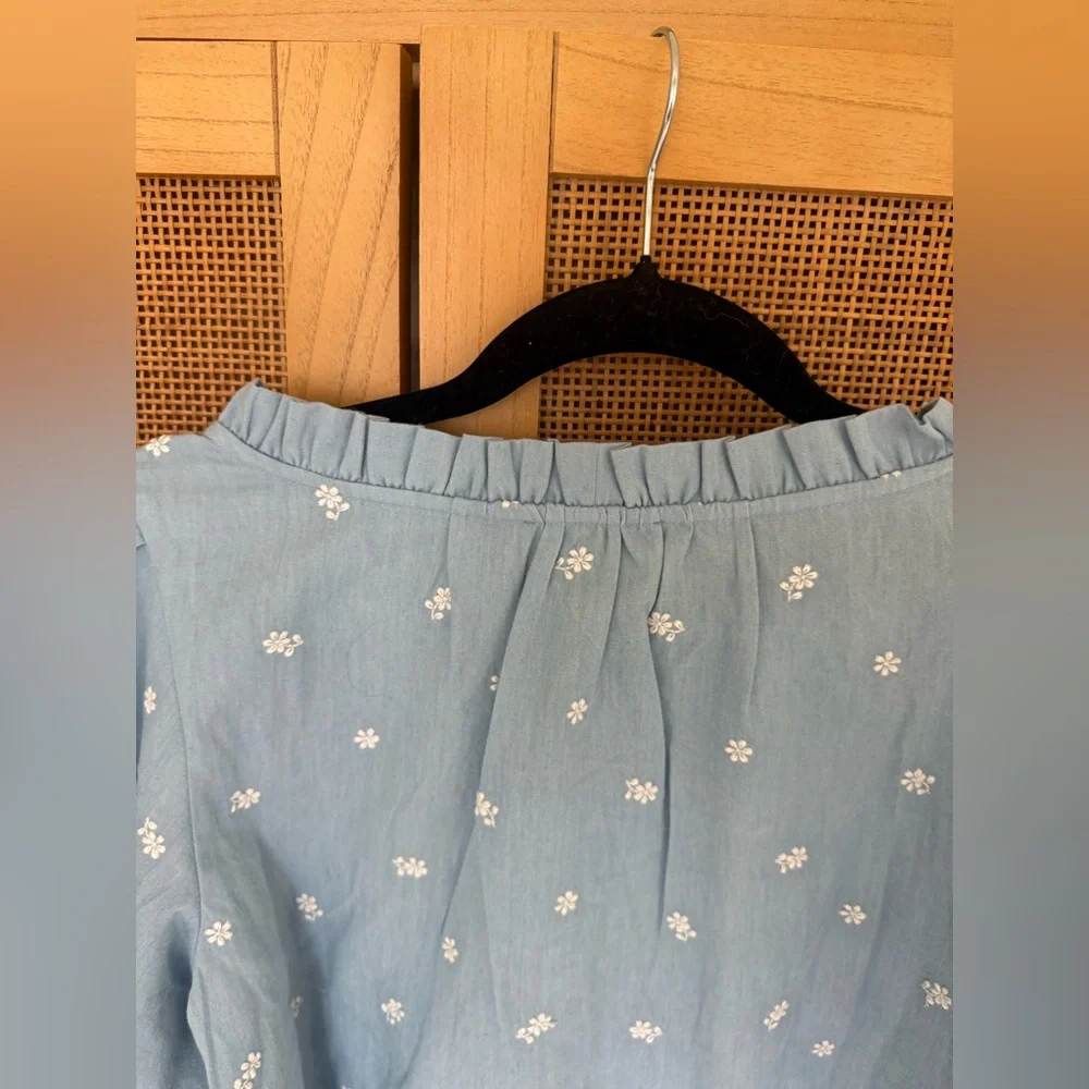 Sezane Kellia Blouse in Denim size 6 NWT 100% cotton - Picture 11 of 16